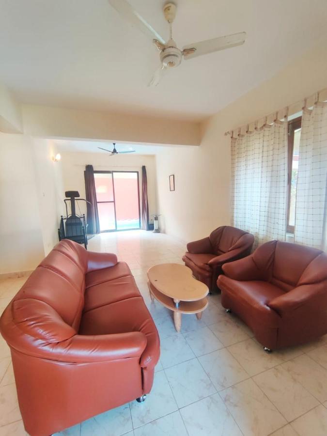 Hilltop 4 Bhk With Private Swimming Pool Near Candolim *