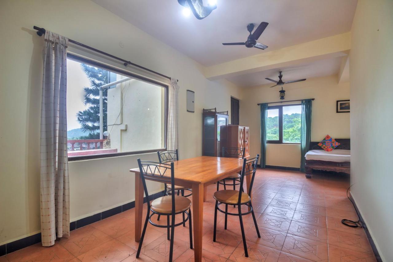 Hilltop 4 Bhk With Private Swimming Pool Near Candolim Villa *